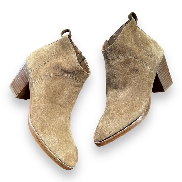 Dolce Vita Shoes - Dolce Vita Slouchy Brown Suede Block Heeled Ankle Booties | Size 8